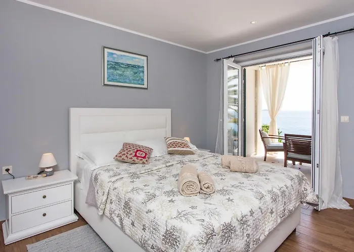 Mirjana - One Bedroom With Terrace And Sea View Palma